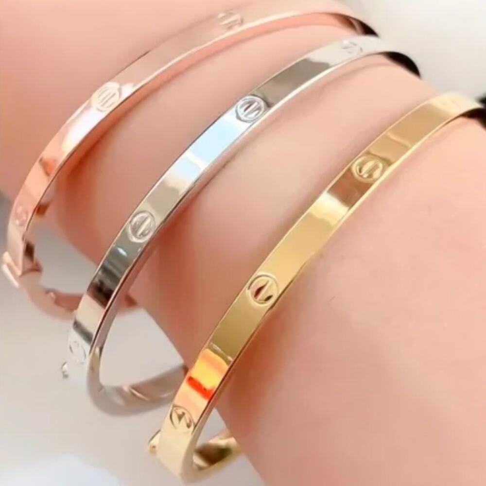 Stamped Love Thin Gold Bangle Bracelet No Stones - Picture 7 of 12